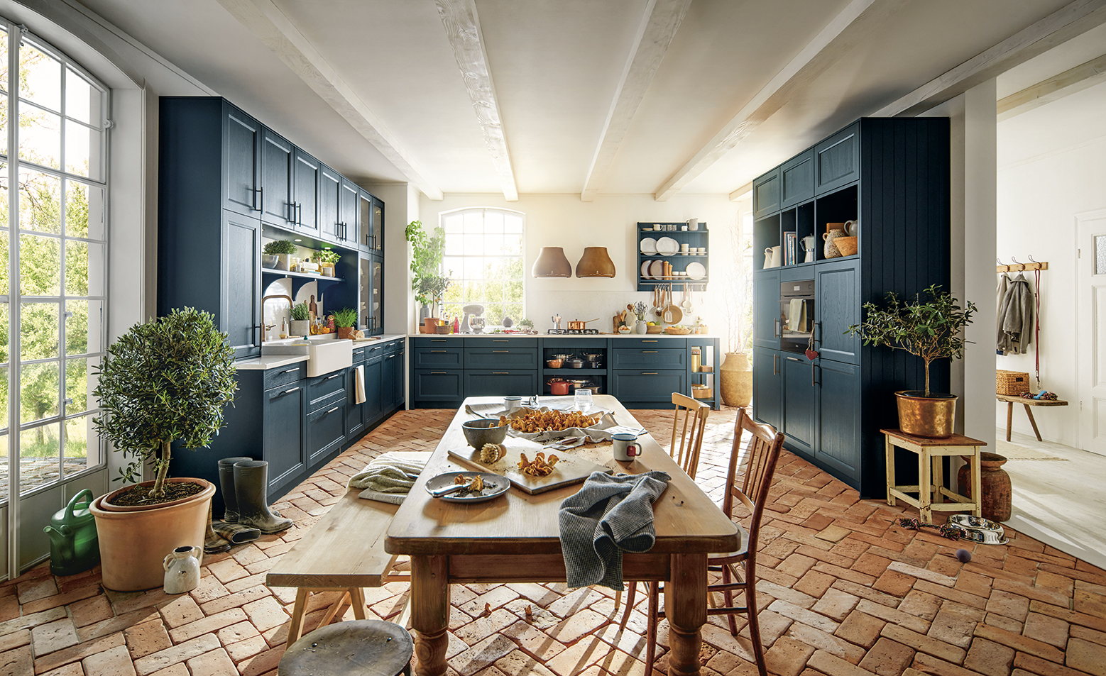 Full kitchen view