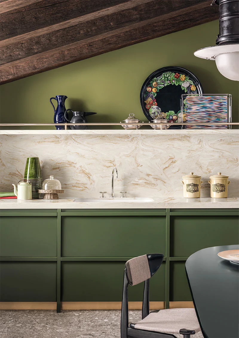 Seaside-Inspired Natural Kitchen Worktop on Dark Green Kitchen